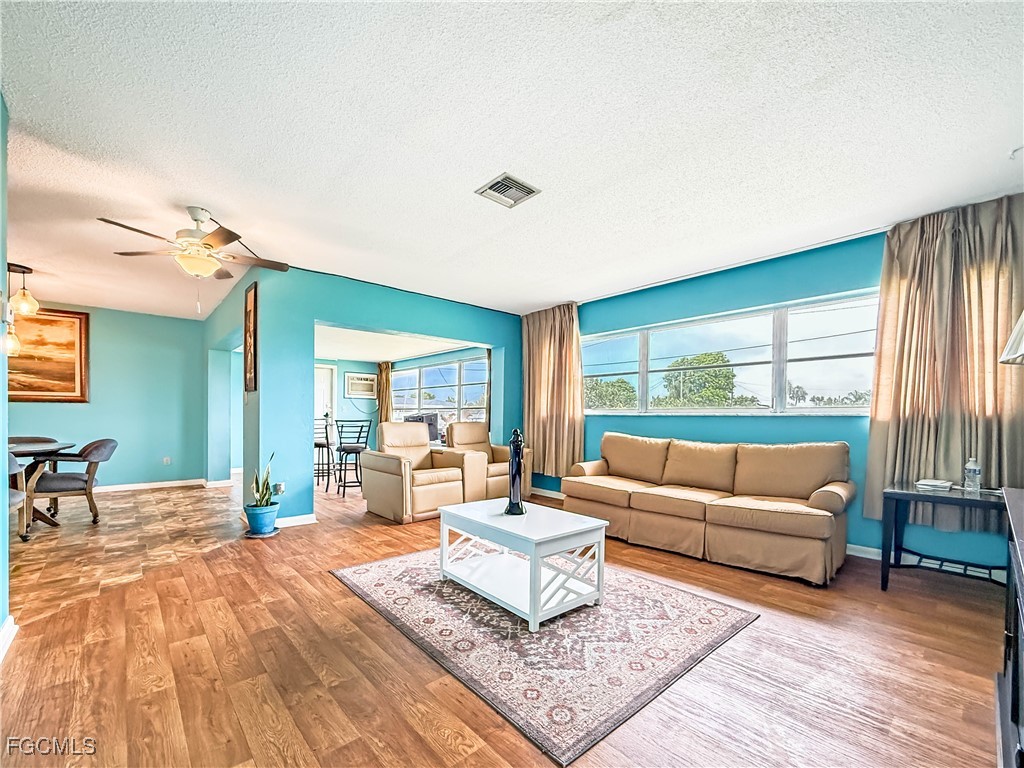 218 Fireside Court Lehigh Acres FL 33936 2025007833 image4