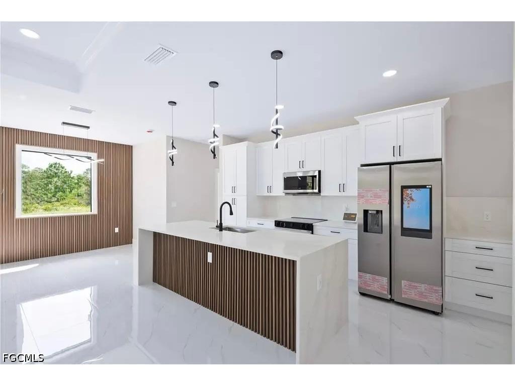 218 Irving Avenue Lehigh Acres FL 33936 2026016287 image3