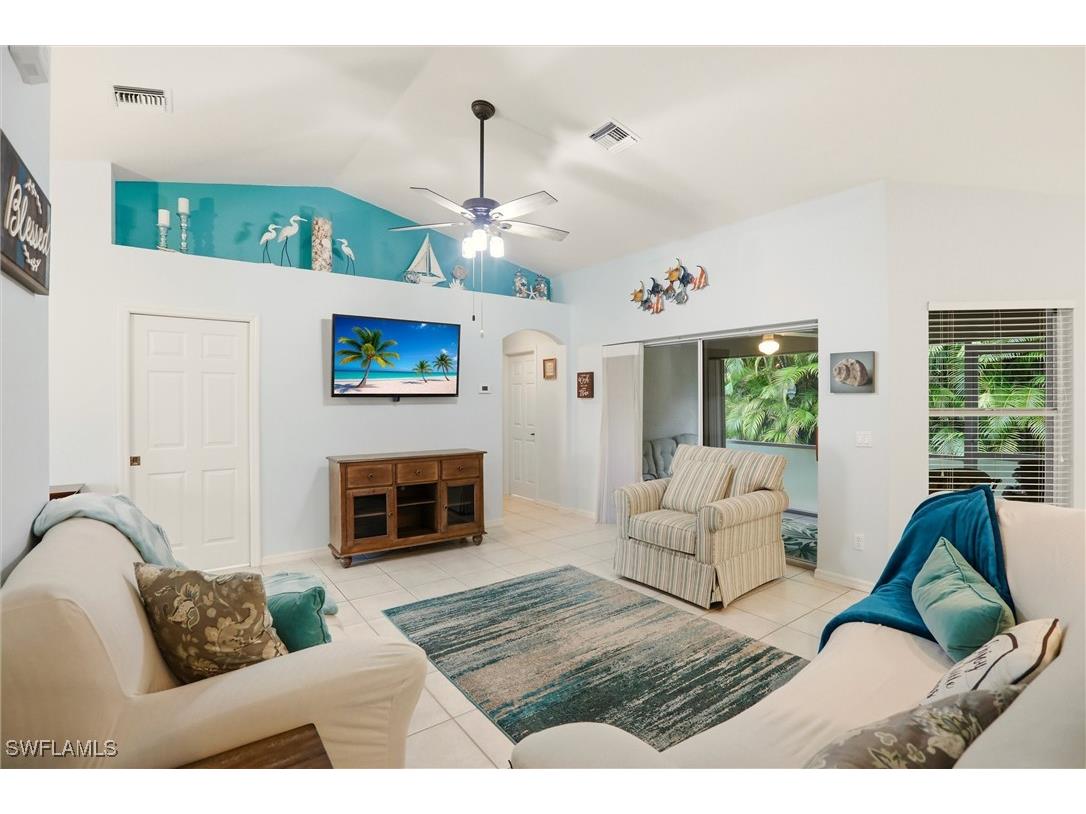 218 Marseille Drive Naples FL 34112 226000739 image7