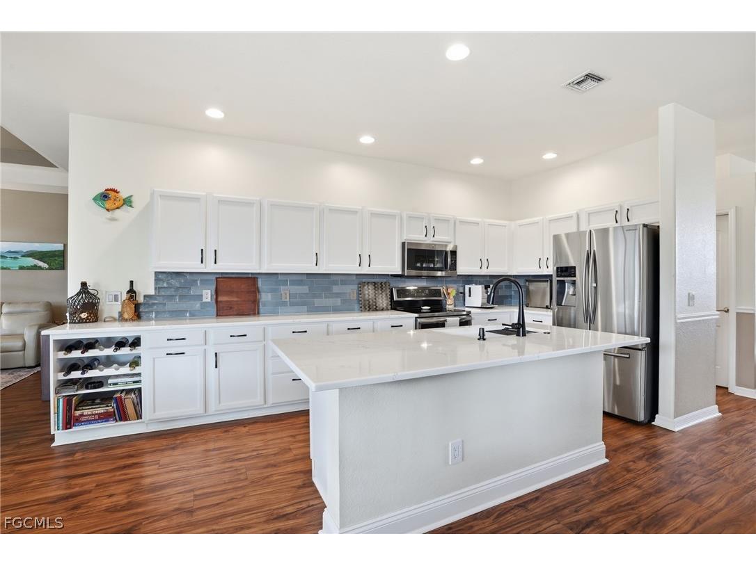 218 NW 22nd Avenue Cape Coral FL 33993 2026009959 image7