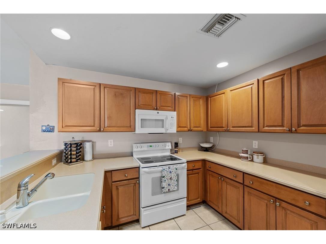 218 Pembroke Street Lehigh Acres FL 33974 226016097 image10