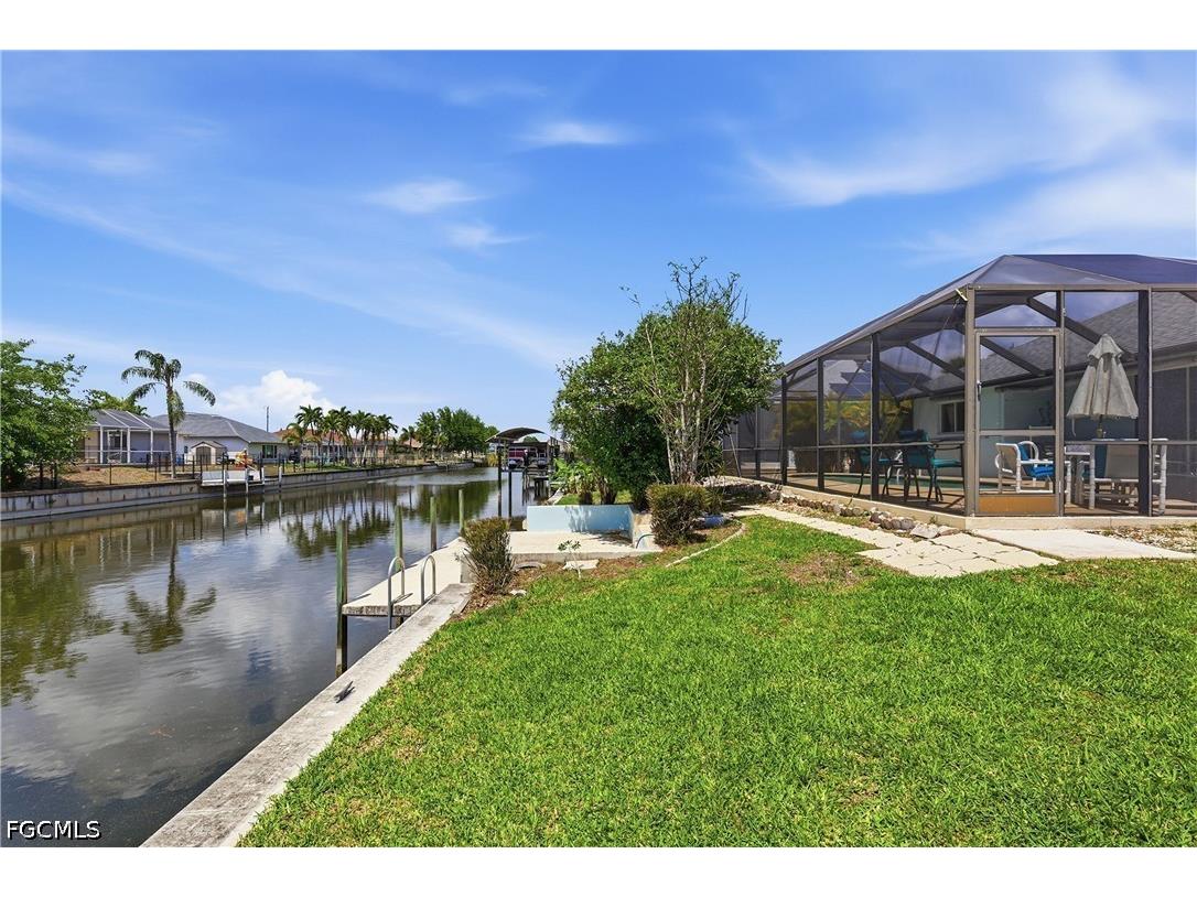 218 SE 2nd Avenue Cape Coral FL 33990 2026016120 image20