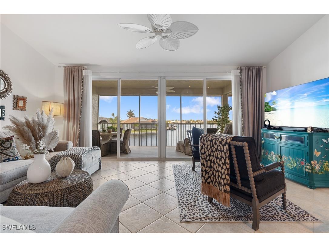 218 Waterway Court #4-202 Marco Island FL 34145 224089359 image1