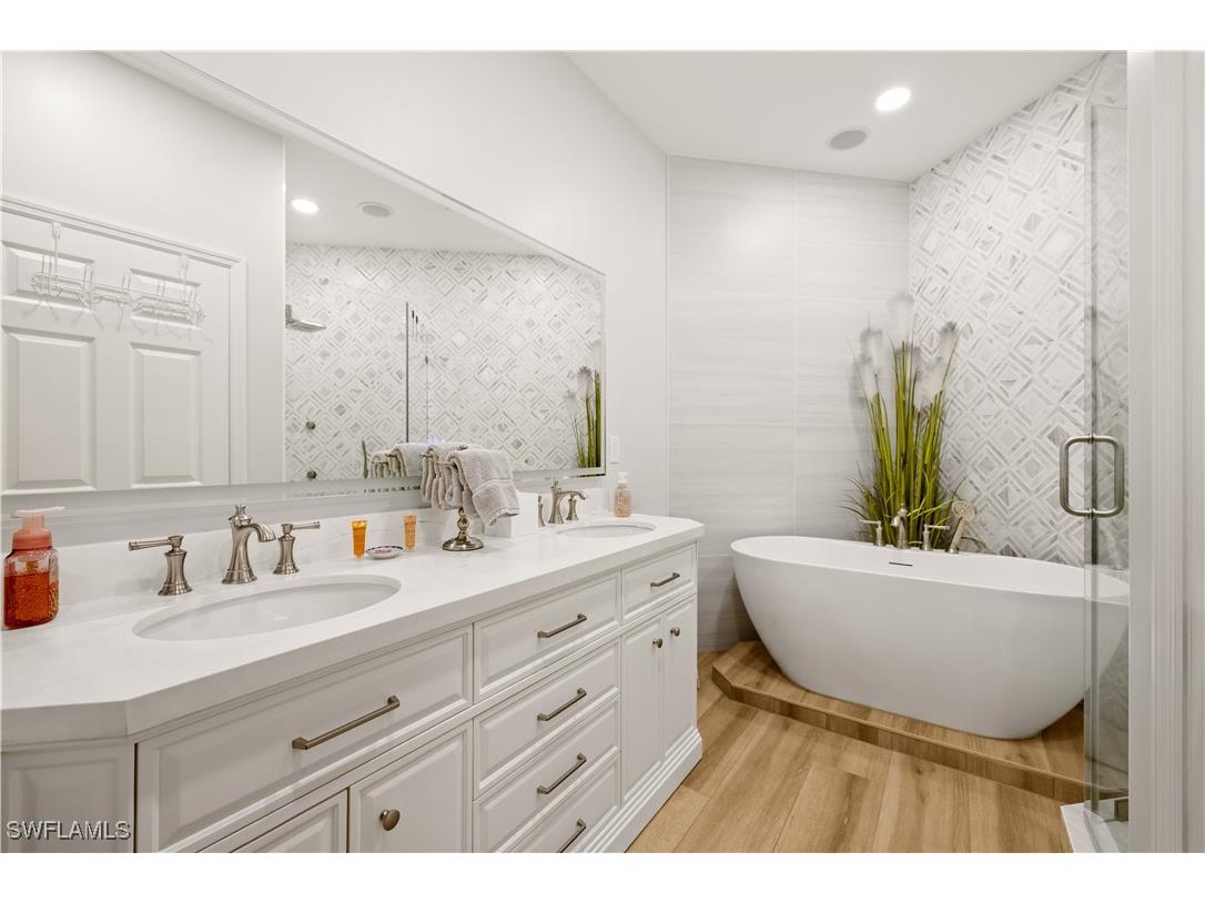 2180 Arielle Drive #810 Naples FL 34109 225063163 image1