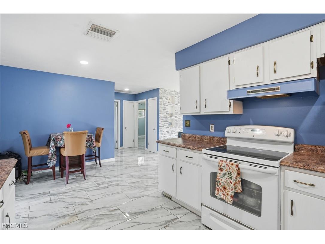 2180 Cook Lane Alva FL 33920 2025023394 image15