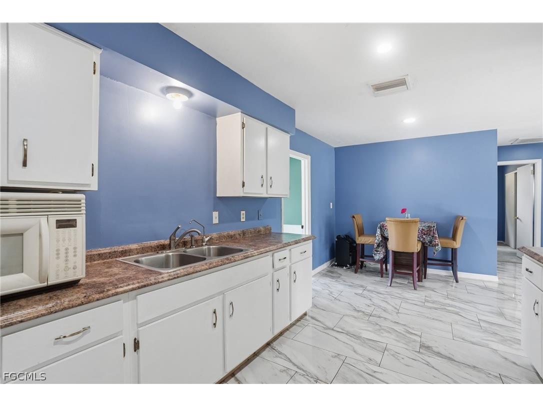 2180 Cook Lane Alva FL 33920 2025023394 image16