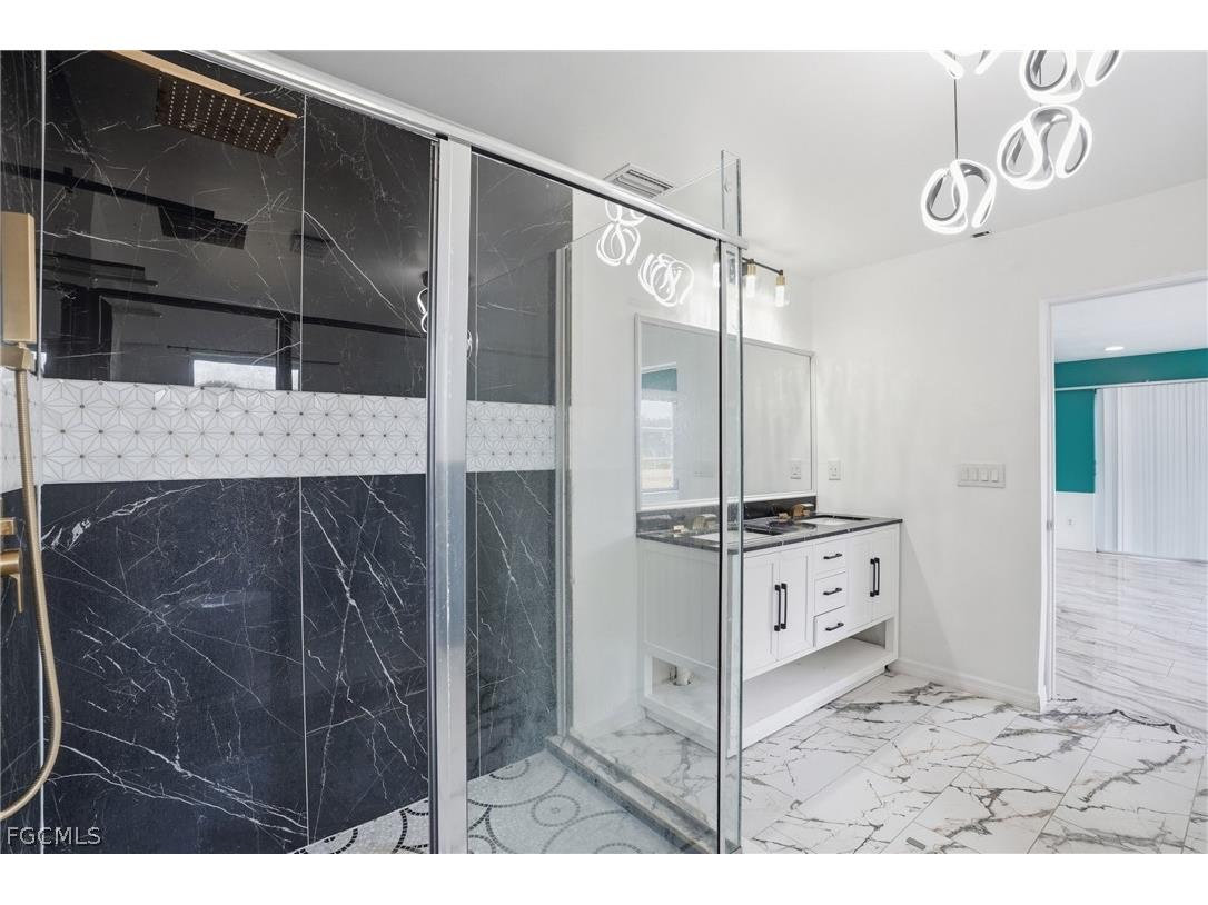 2180 Cook Lane Alva FL 33920 2025023394 image22