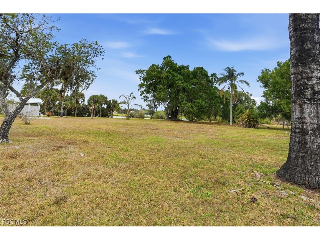 2180 Cook Lane Alva FL 33920 2025023394 image34