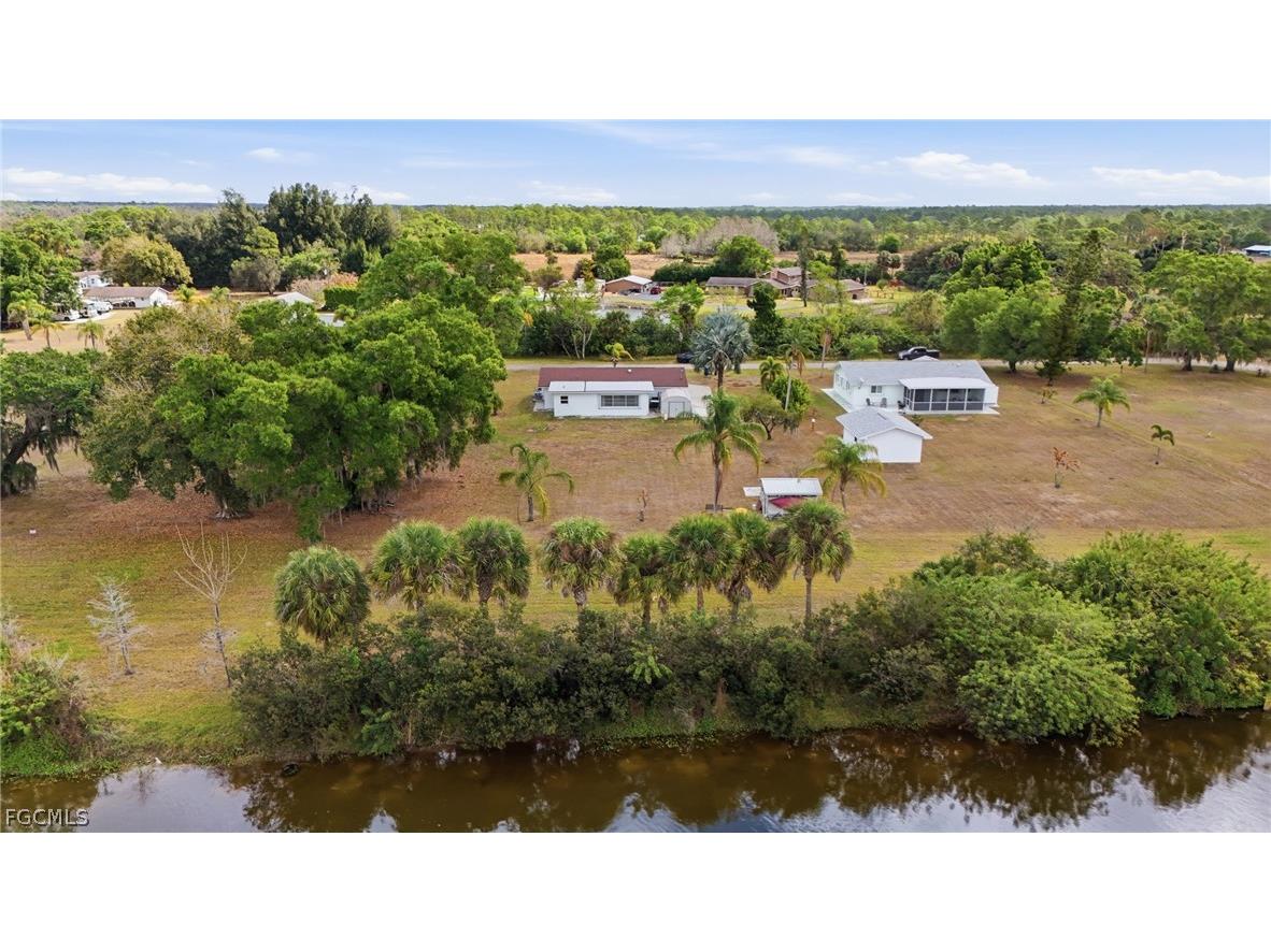 2180 Cook Lane Alva FL 33920 2025023394 image42