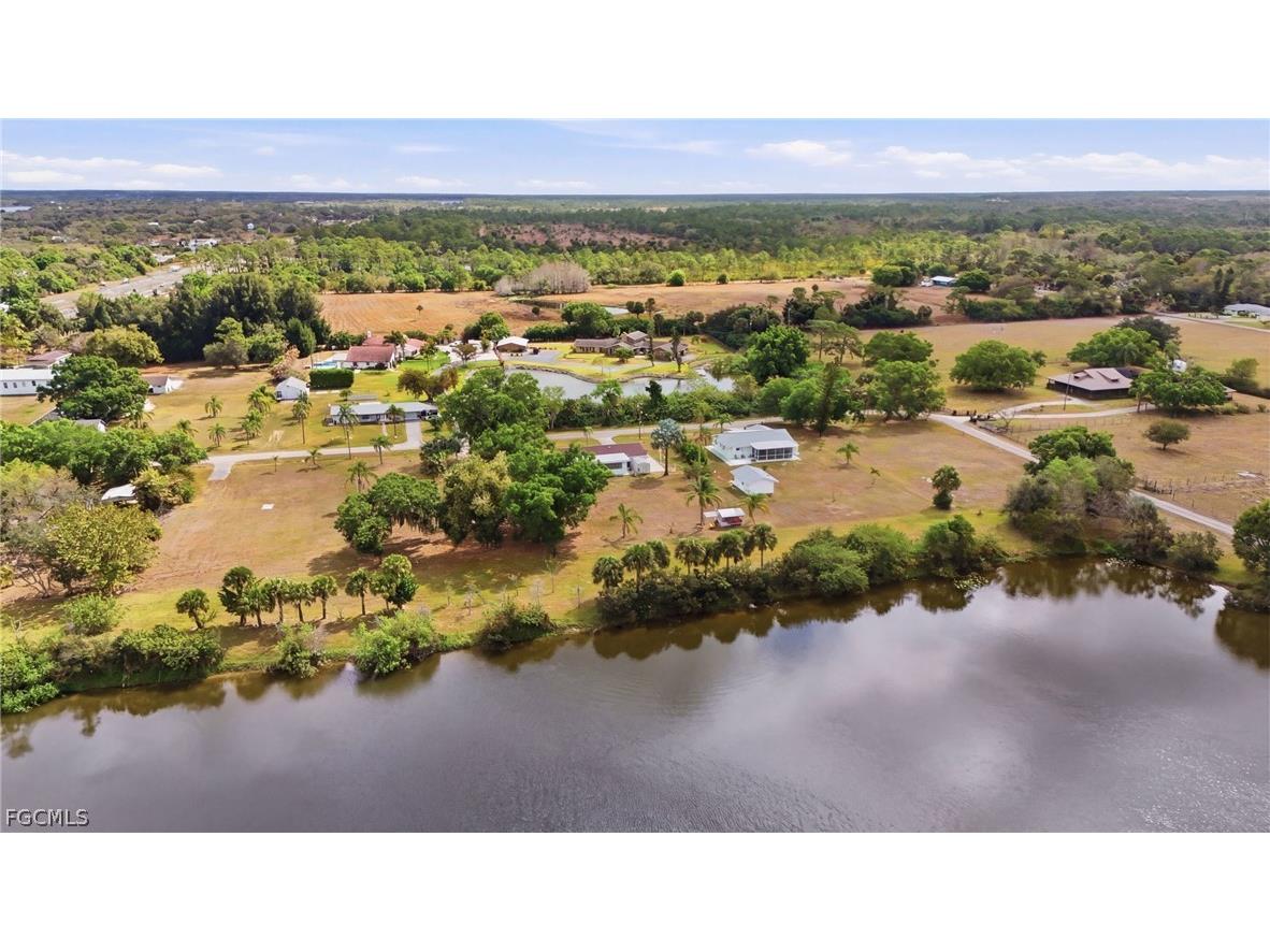 2180 Cook Lane Alva FL 33920 2025023394 image44