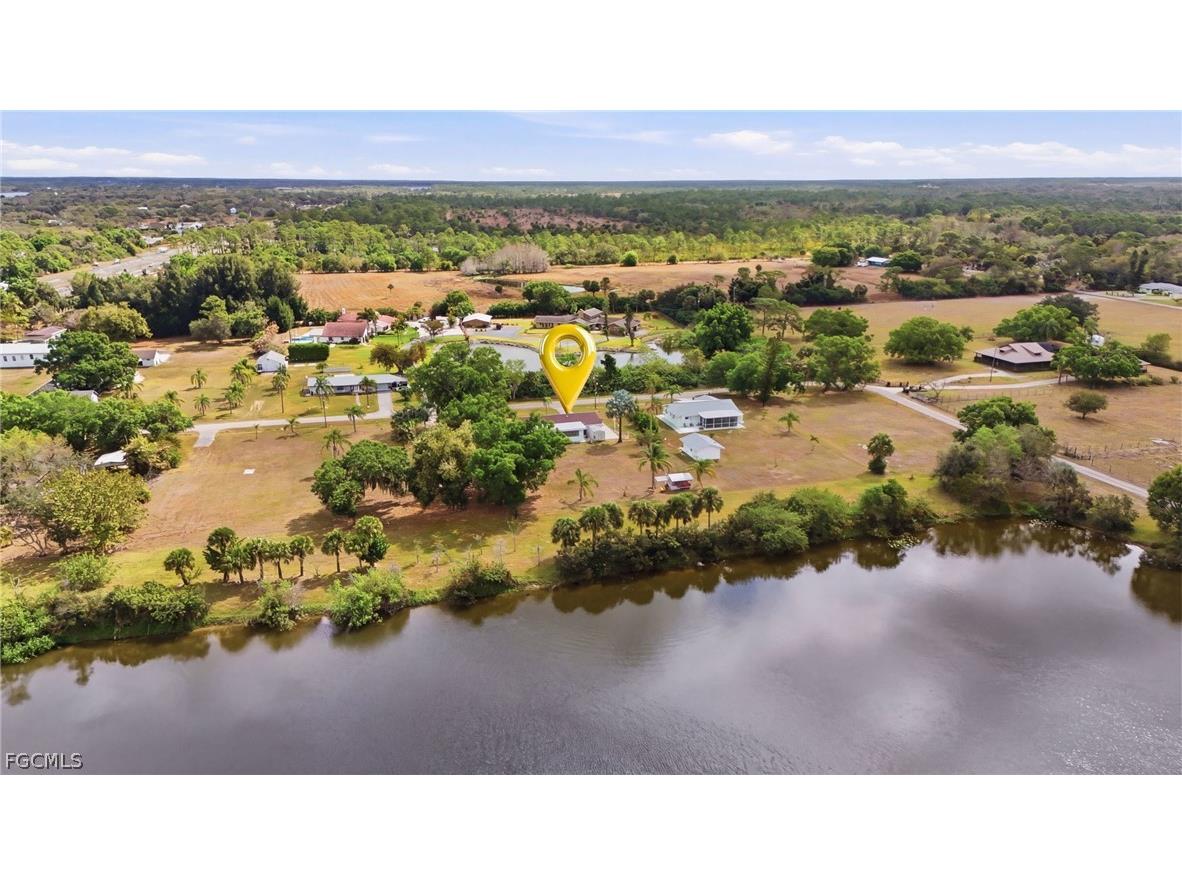 2180 Cook Lane Alva FL 33920 2025023394 image45