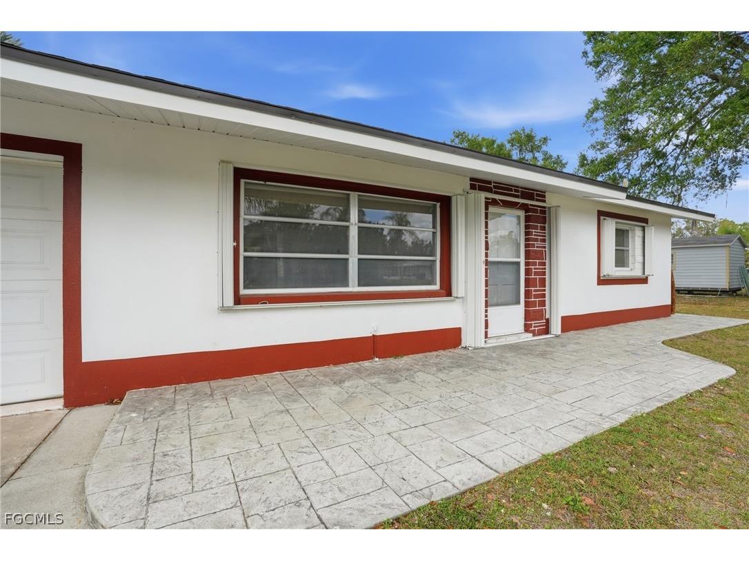 2180 Cook Lane Alva FL 33920 2025023394 image5