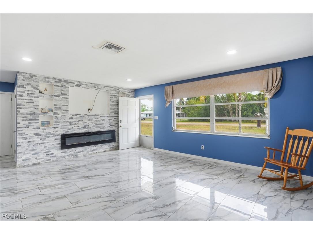 2180 Cook Lane Alva FL 33920 2025023394 image7