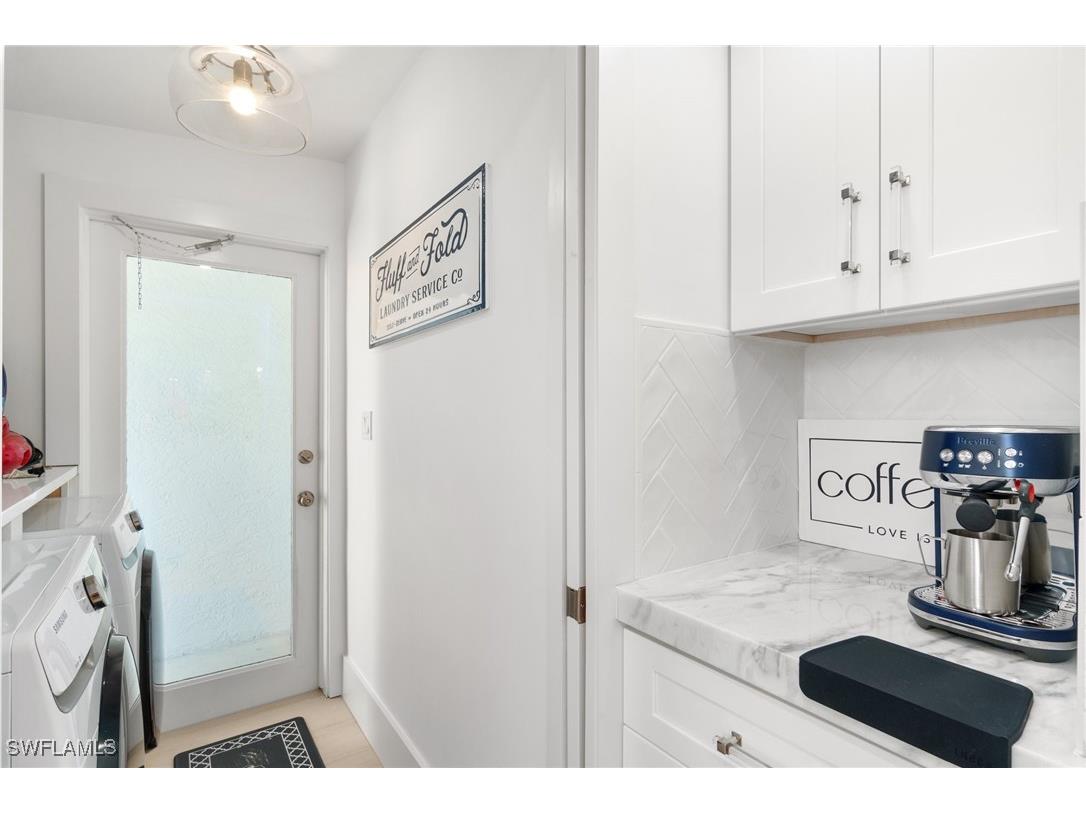 2180 Harbor Lane Naples FL 34104 225025665 image15