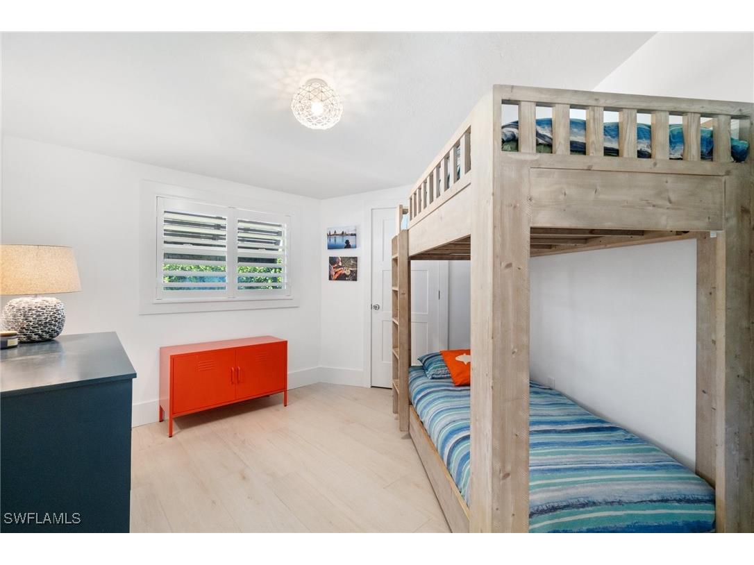 2180 Harbor Lane Naples FL 34104 225025665 image21