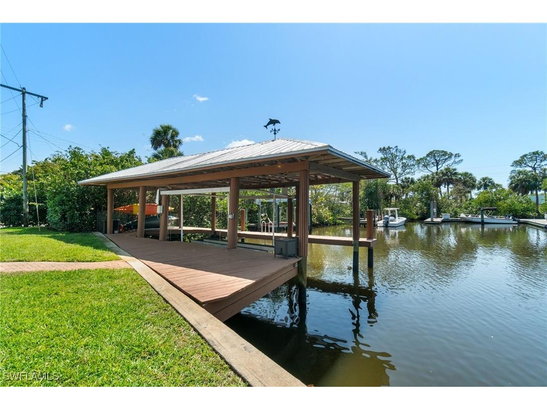 2180 Harbor Lane Naples FL 34104 225025665 image25