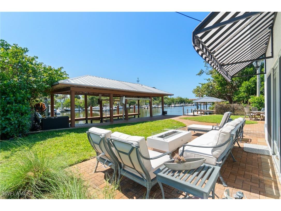 2180 Harbor Lane Naples FL 34104 225025665 image26