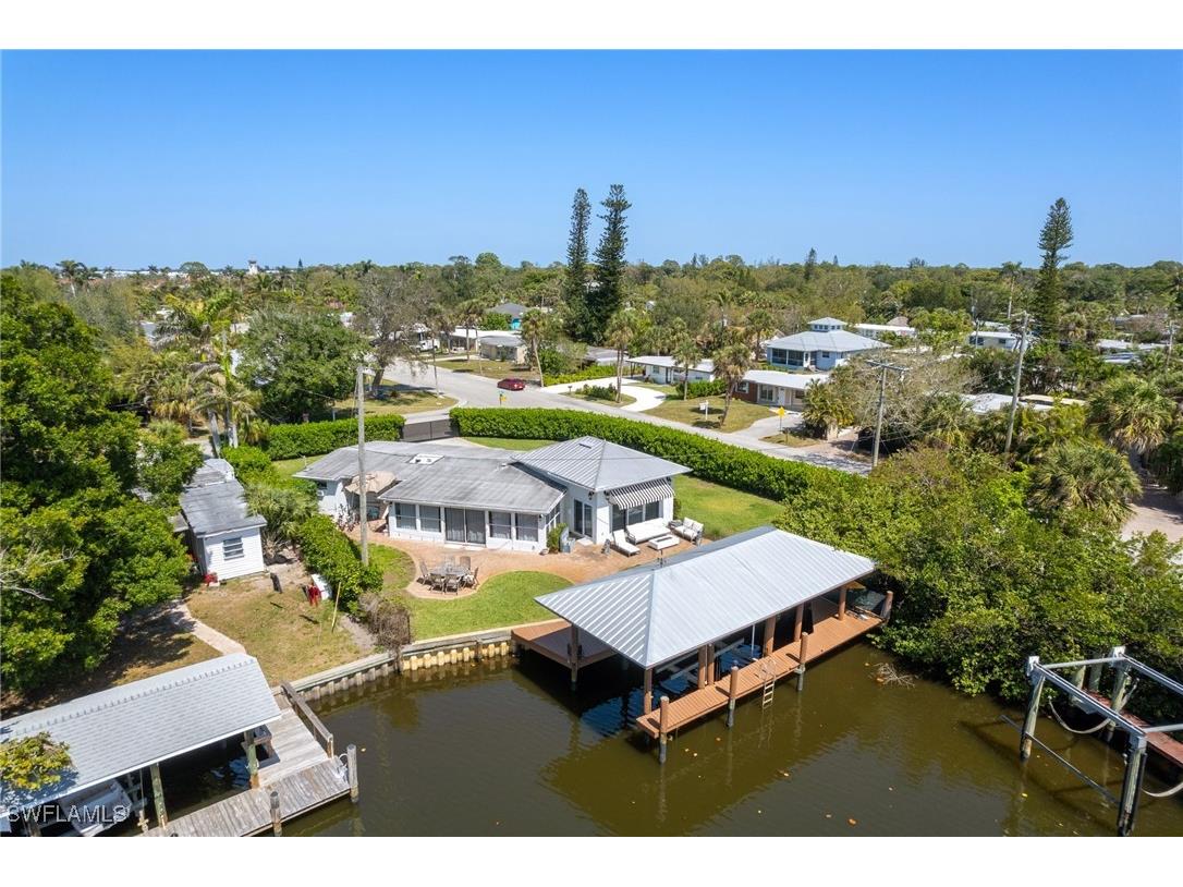 2180 Harbor Lane Naples FL 34104 225025665 image4