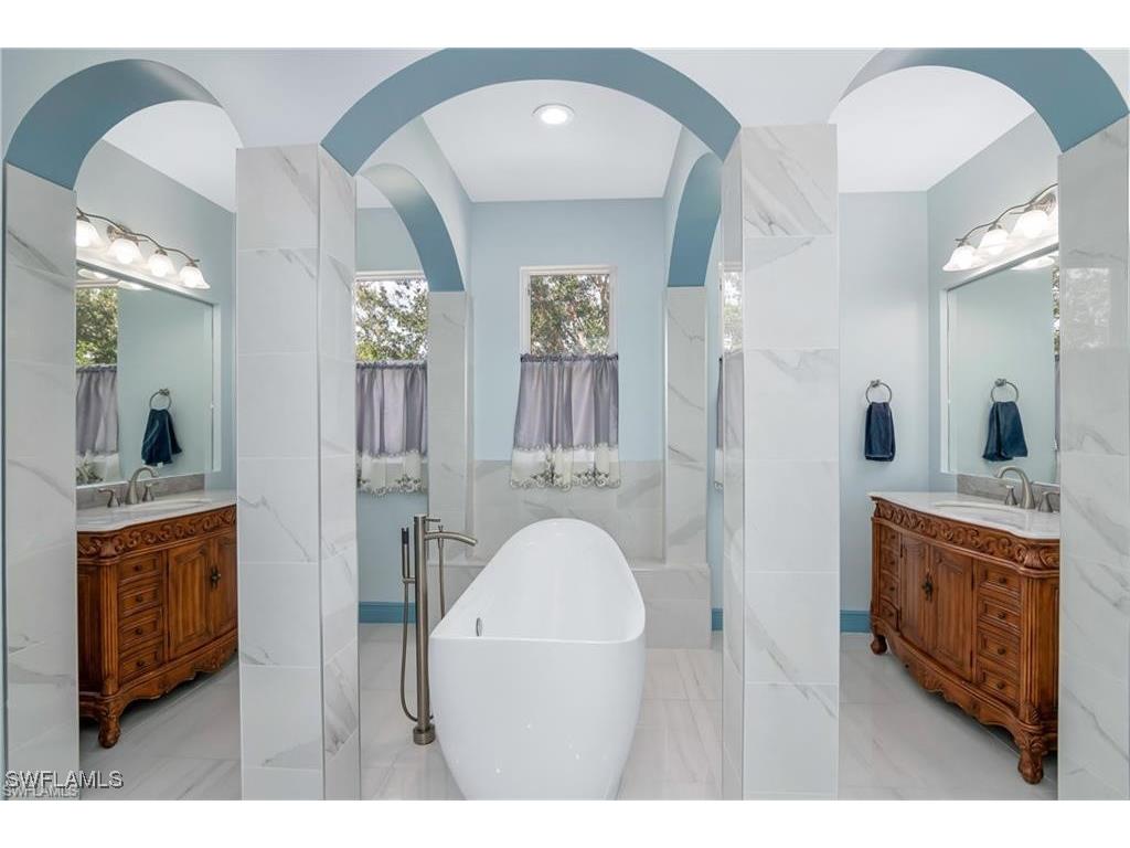 2181 Vardin Place Naples FL 34120 226003941 image23