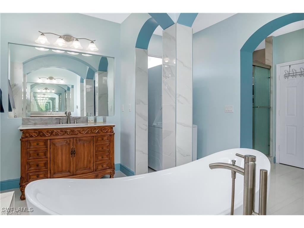 2181 Vardin Place Naples FL 34120 226003941 image24