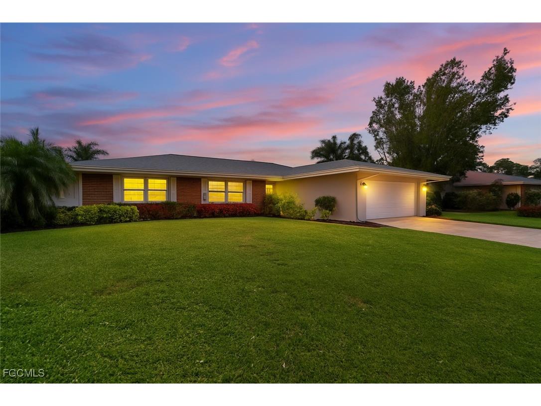 2182 Channel Way North Fort Myers FL 33917 2025006086 image1