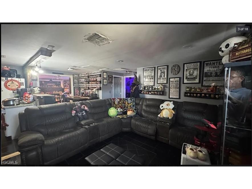 2184 Coronet Street Fort Myers FL 33907 2025020344 image4