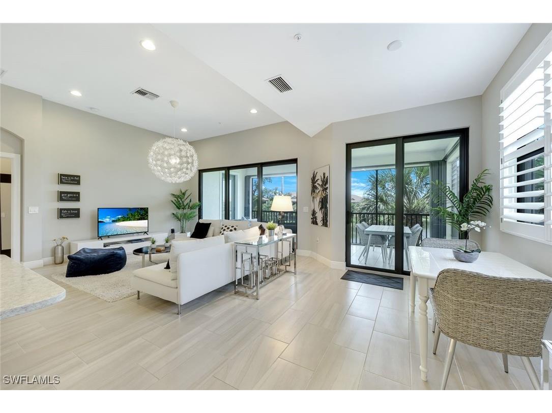 2185 Frangipani Circle #202 Naples FL 34120 225068600 image7