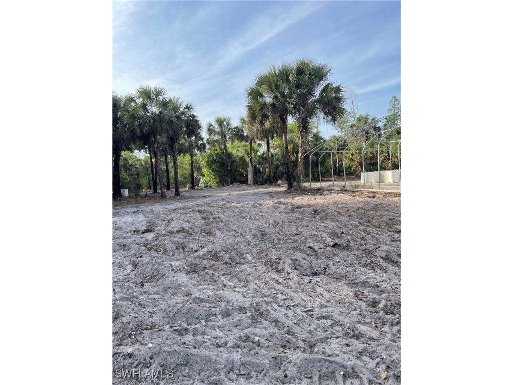 2185 Markley Avenue Naples FL 34117 226001980 image2