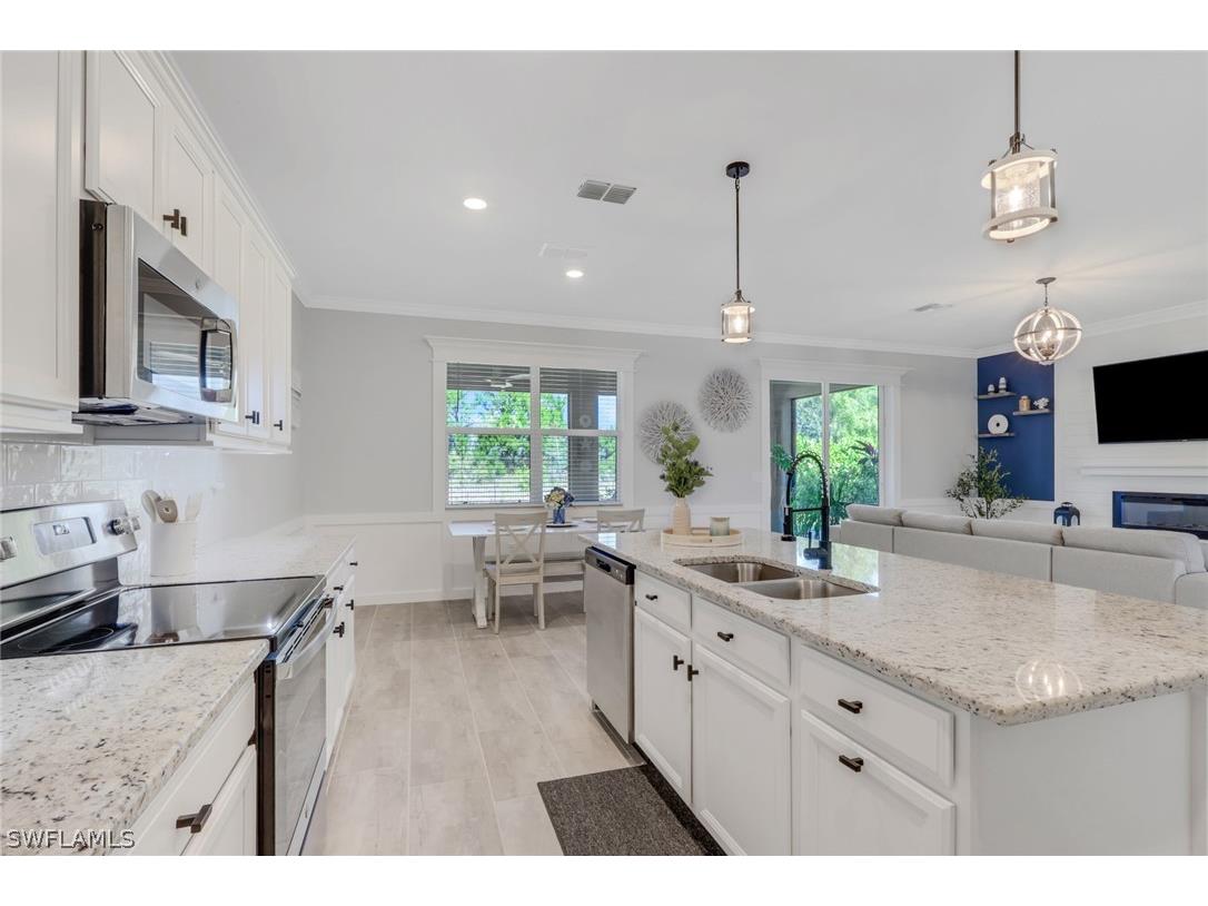 2187 Cara Cara Way Naples FL 34120 226006104 image4