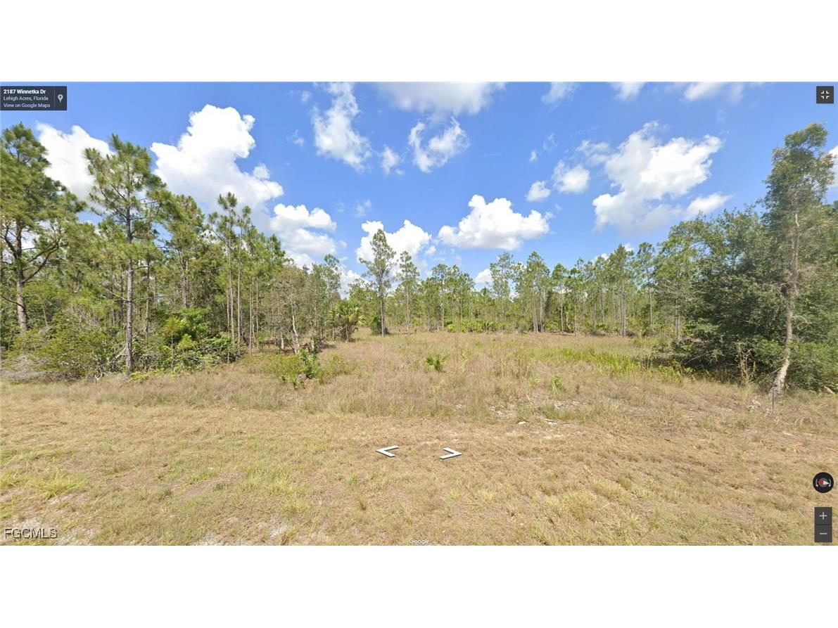 2187 Winnetka Drive Lehigh Acres FL 33972 224081100 image1