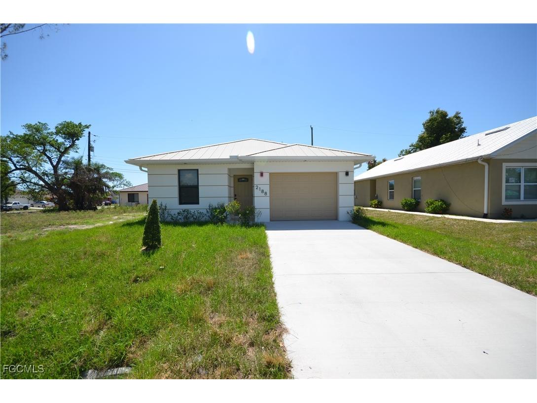 2188 Barker Boulevard Fort Myers FL 33916 2025008006 image1