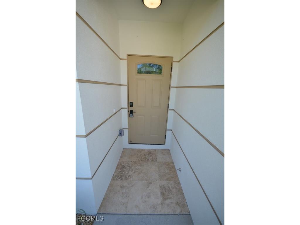 2188 Barker Boulevard Fort Myers FL 33916 2025008006 image10