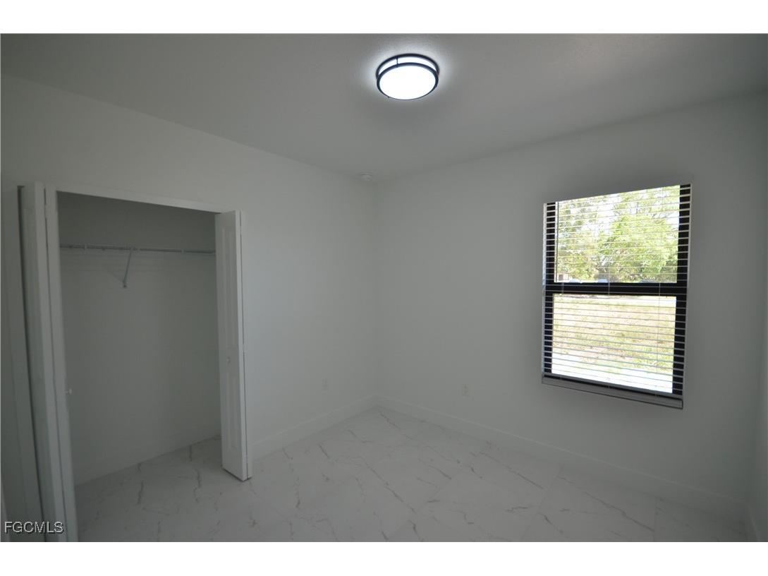 2188 Barker Boulevard Fort Myers FL 33916 2025008006 image14
