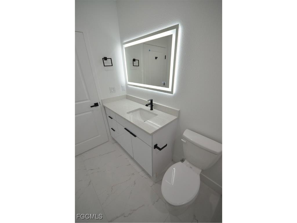 2188 Barker Boulevard Fort Myers FL 33916 2025008006 image19