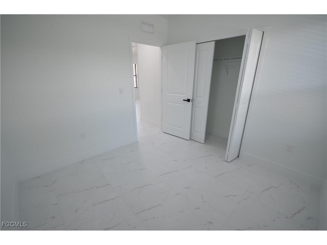 2188 Barker Boulevard Fort Myers FL 33916 2025008006 image21
