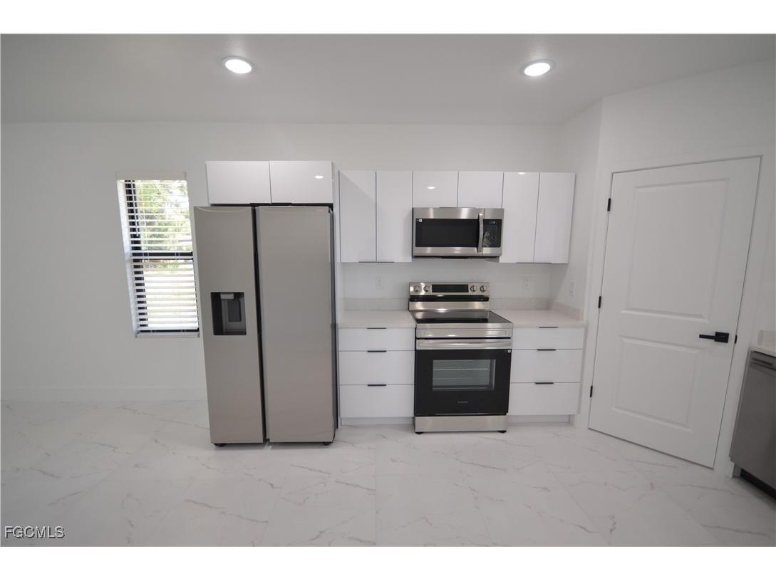 2188 Barker Boulevard Fort Myers FL 33916 2025008006 image25