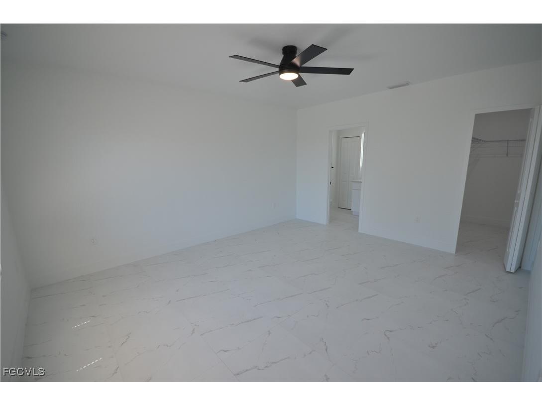 2188 Barker Boulevard Fort Myers FL 33916 2025008006 image28