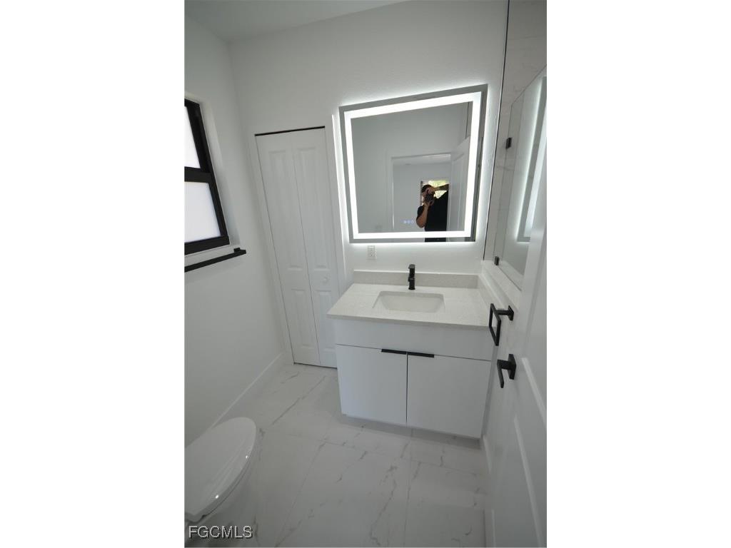 2188 Barker Boulevard Fort Myers FL 33916 2025008006 image30