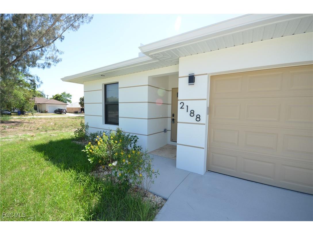 2188 Barker Boulevard Fort Myers FL 33916 2025008006 image9