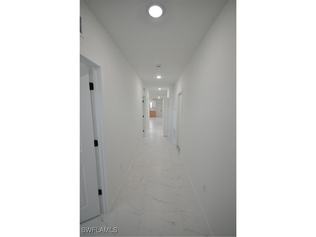 2188 Barker Boulevard Fort Myers FL 33916 225026511 image10