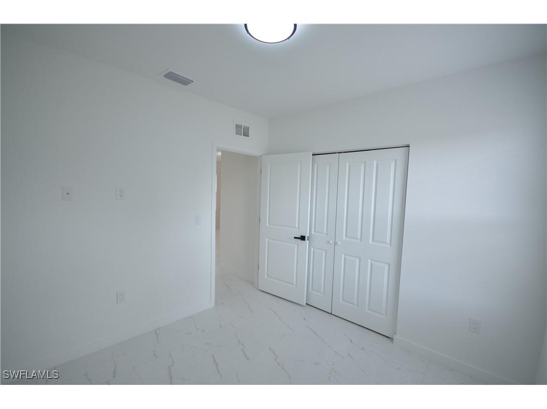2188 Barker Boulevard Fort Myers FL 33916 225026511 image20