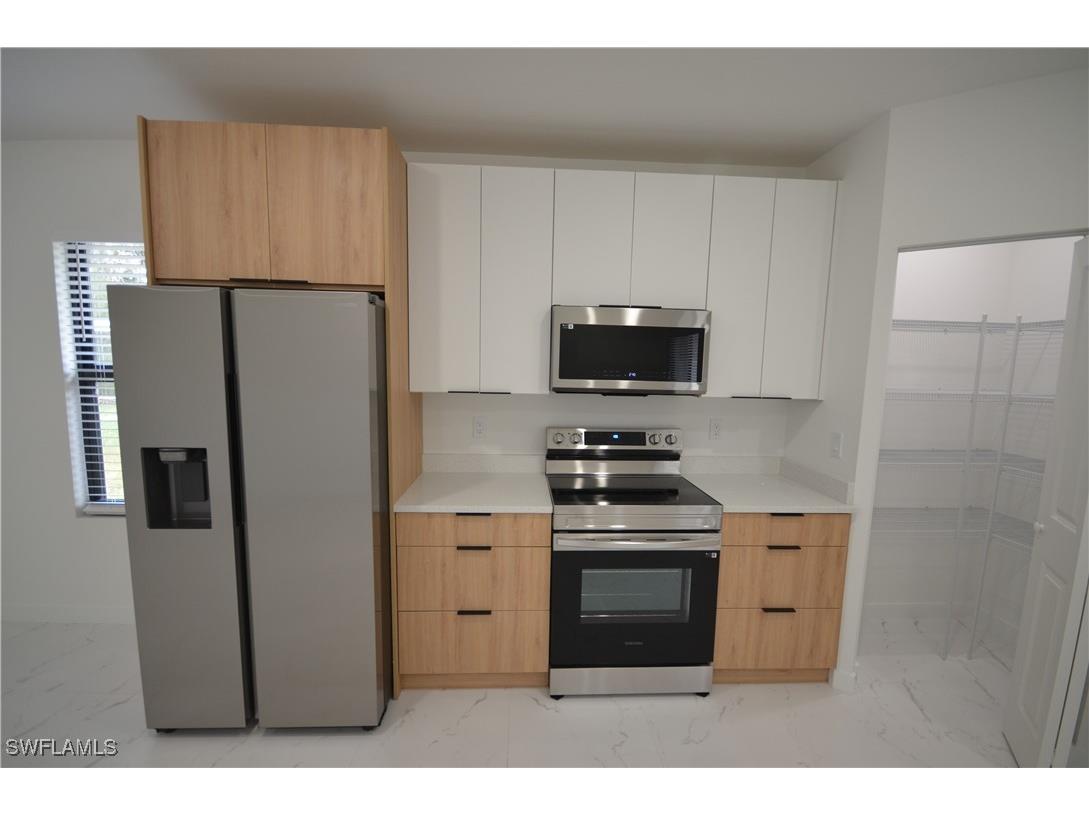 2188 Barker Boulevard Fort Myers FL 33916 225026511 image6