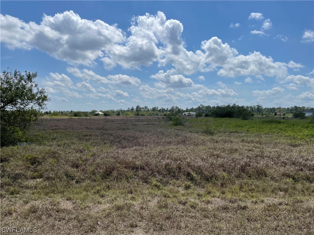 2188 Winnetka Drive Lehigh Acres FL 33972 223040687 image1