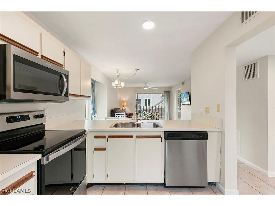 2189 San Marco Road #3-201 Marco Island FL 34145 225071817 image12