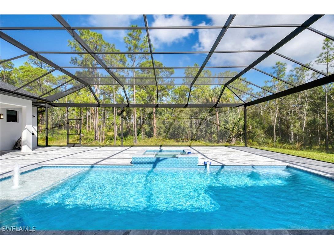 219 33rd Avenue NW Naples FL 34120 225038961 image10