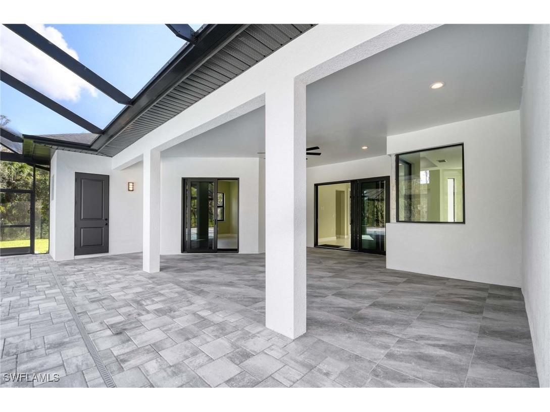 219 33rd Avenue NW Naples FL 34120 225038961 image32