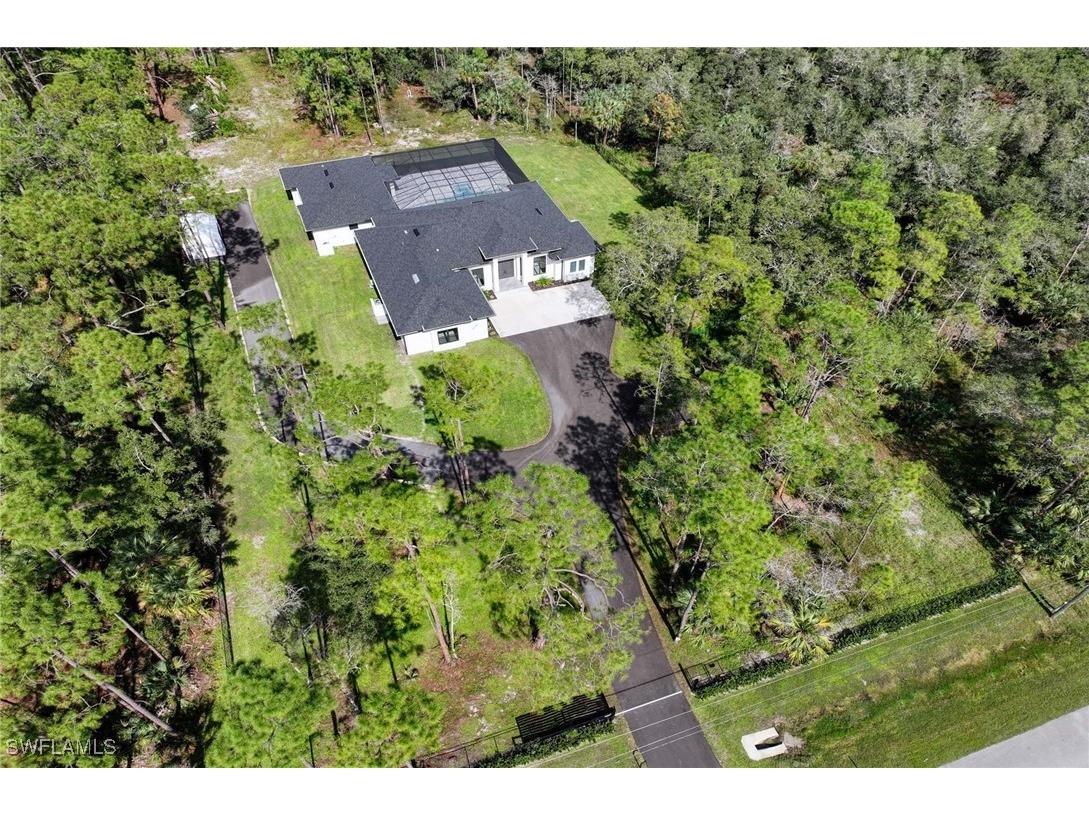 219 33rd Avenue NW Naples FL 34120 225038961 image7