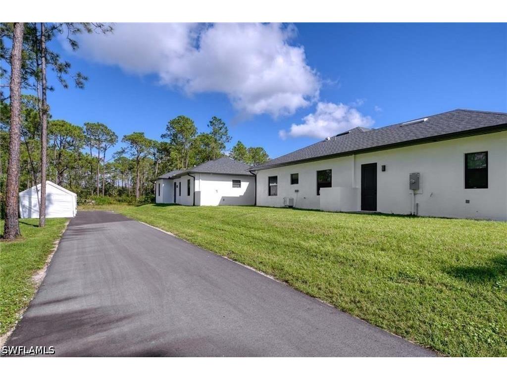 219 33rd Avenue NW Naples FL 34120 226021536 image39
