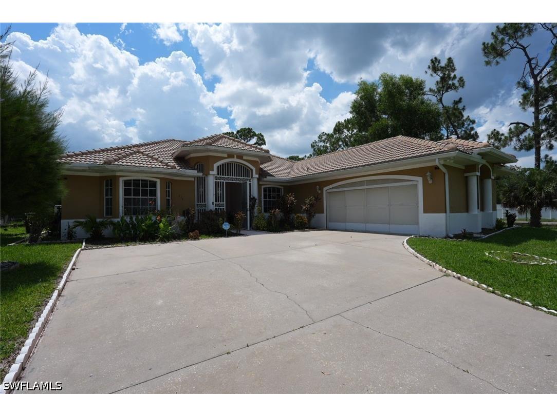 219 Columbus Avenue Lehigh Acres FL 33936 226025672 image3