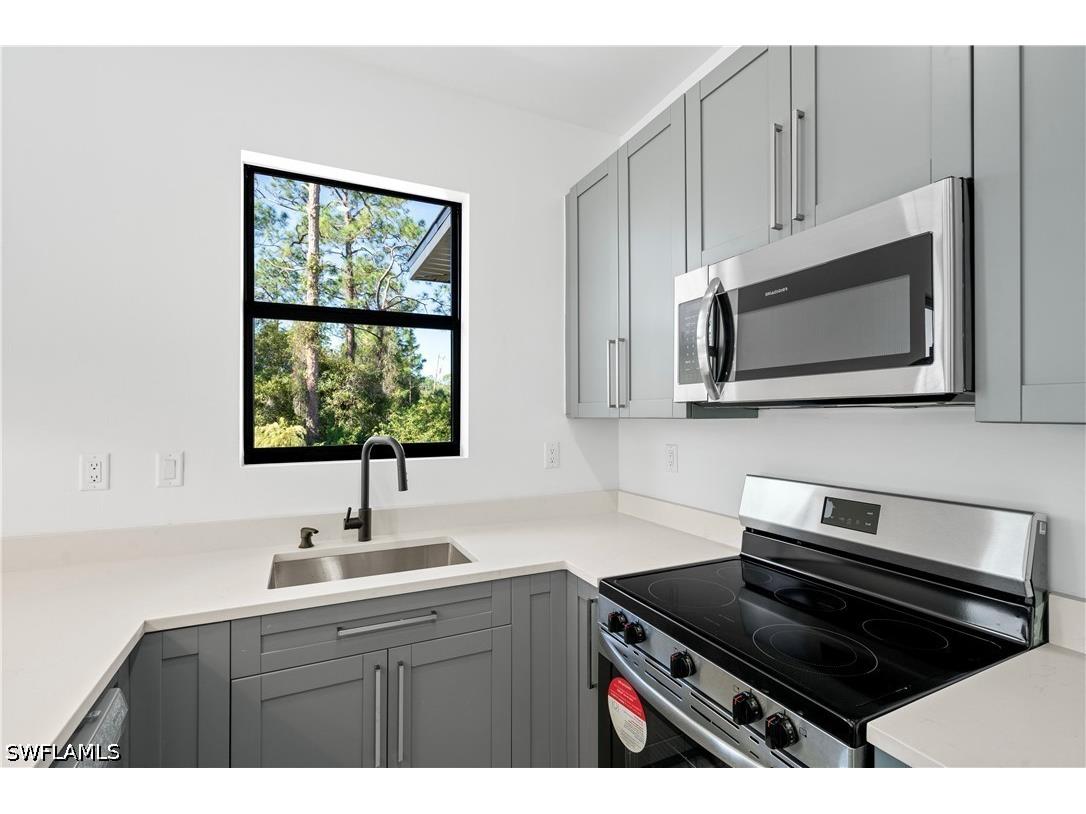 219 Columbus Boulevard Lehigh Acres FL 33974 226018143 image4
